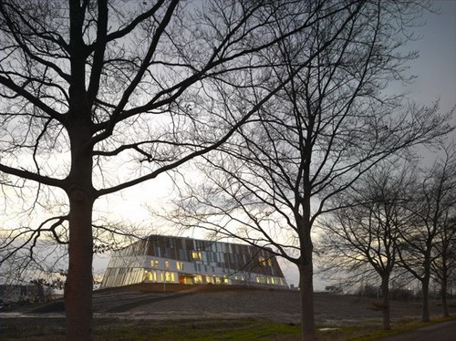 Колледж Metzo Doetinchem - архитектор Erick van Egeraat